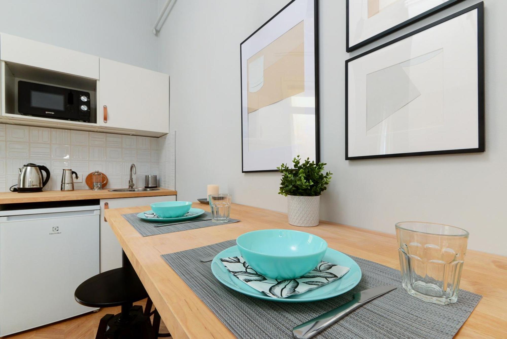 Monochrome Chic R613 Appartement *
