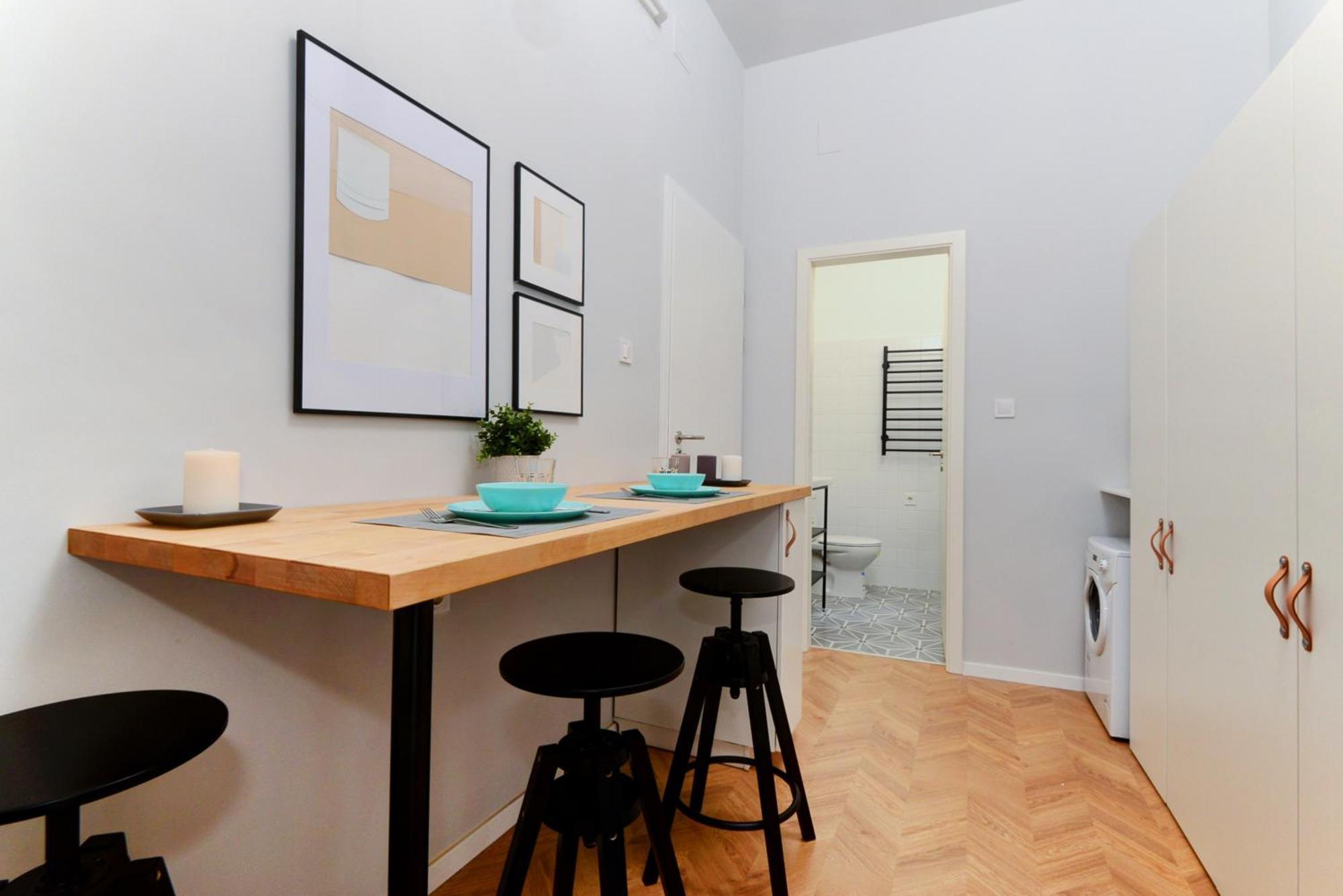 Monochrome Chic R613 Apartament *
